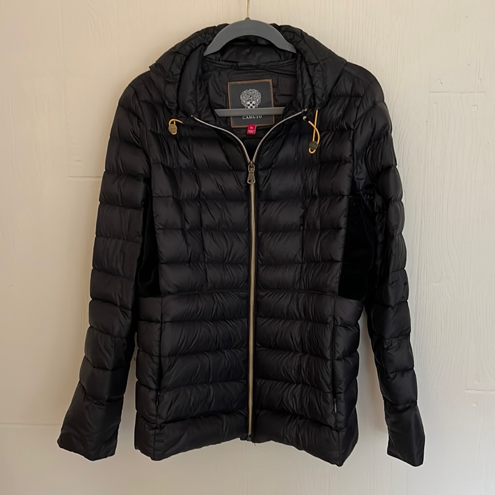 Black Packable lightweight hooded Vince Camuto jacket/coat